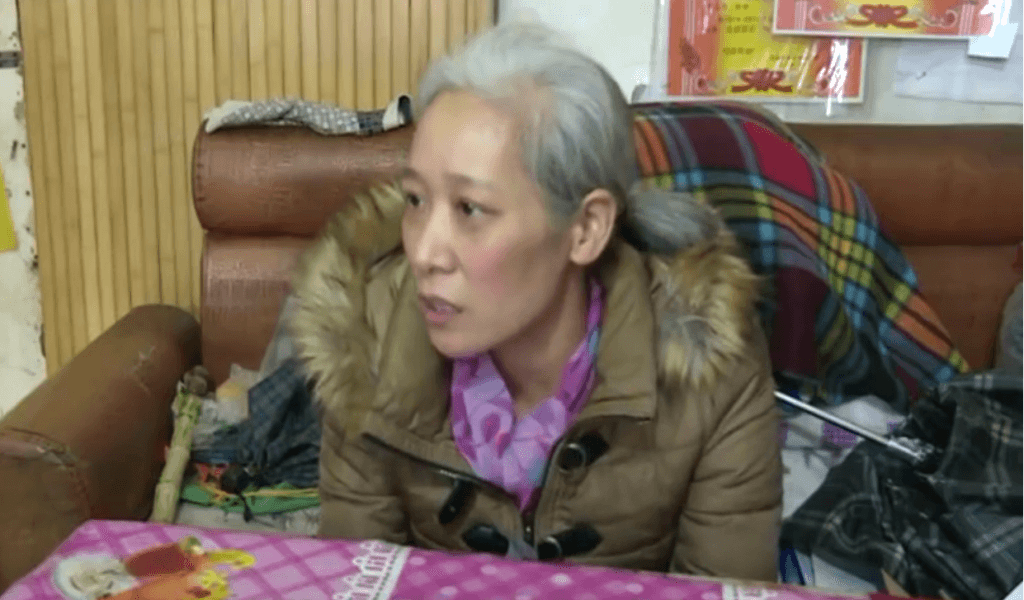 兒子車禍成植物人 36歲媽媽一夜白頭將他喚醒